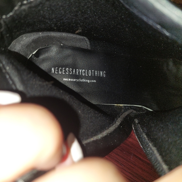 Black Ankle Gold Plated Tirms front Heels - Picture 3 of 13